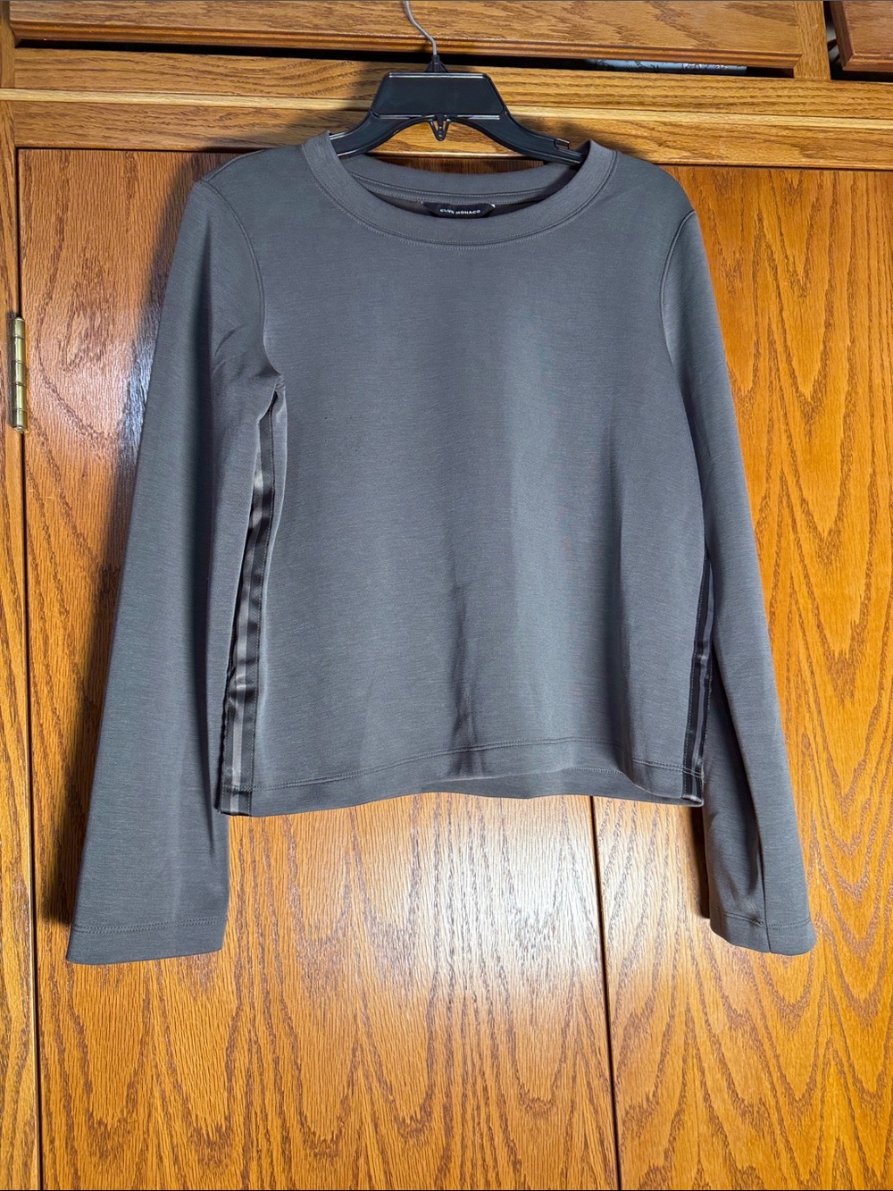 Club Monaco Gray Crewneck Long Sleeve Sweater